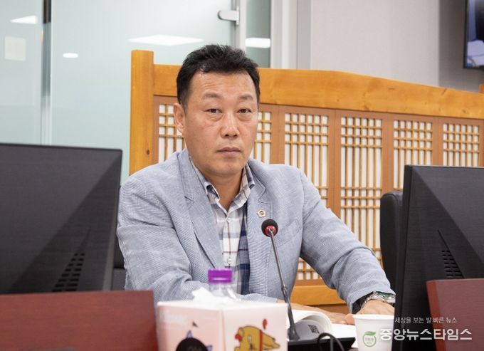 경기도의회 이용호 의원, 경기신용보증재단에 도내 소상공인 및 중소기업 금융지원 대책 촉구