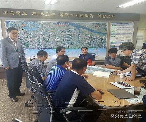 8-30-3 포승읍 소음 및 미세먼지 방지를 위한 건설현장 방문.jpg