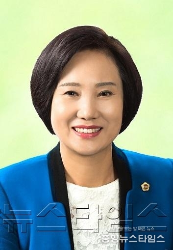 김윤진 양평 도의원1.jpg