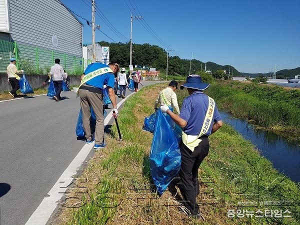 9-22-2 송출환경위생과 추석맞이 환경정비.jpg
