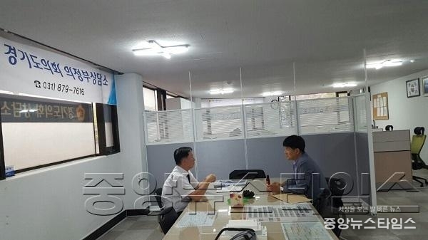 170928 의정부 정진성의원 헌혈 중요성관련 사진.jpg