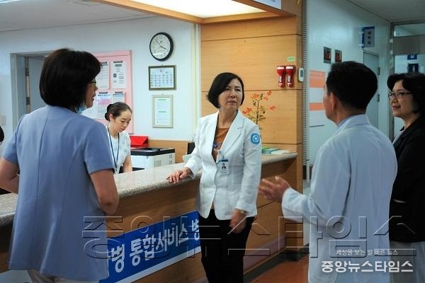 171011_보도자료_보건복지위 공공병원 1일병원장 체험3.JPG