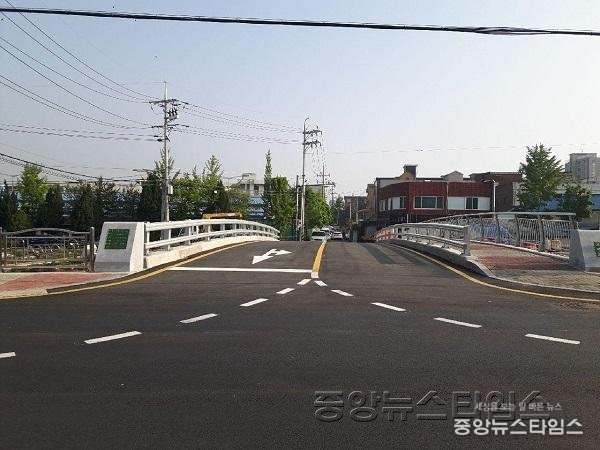 임시 개통한 보평교.jpg