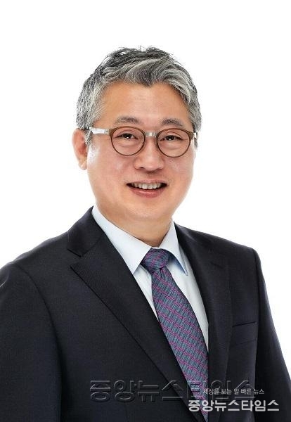 새로운경기위 안전행정분과 조응천 위원장.jpg