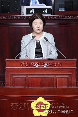 180912_제330회 임시회 제4차 본회의_왕성옥 의원.jpg