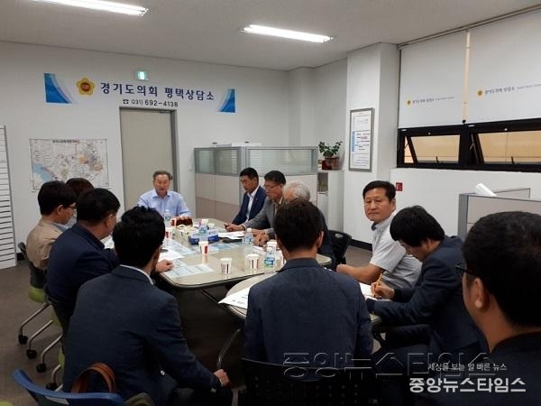 181005_오명근 도의원, 서해선 복선전철사업 추진 관련 간담회.jpg