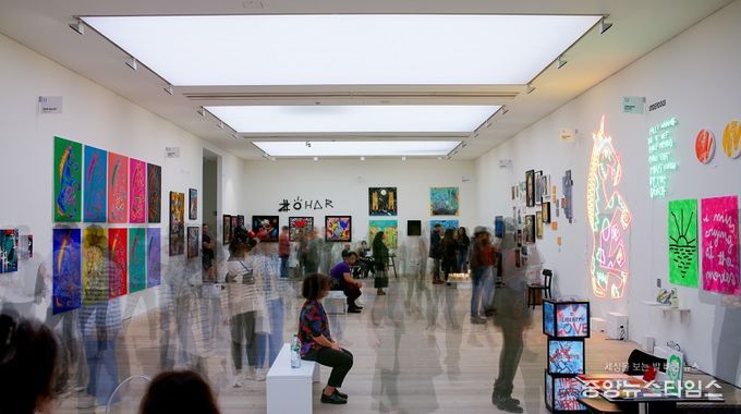 포커스 아트페어 런던 2024  - 이미지제공 분양7번가