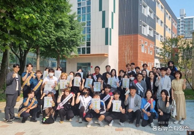 ‘학교폭력 예방, 학생이 답하다 ‘제로텐 규약’‘변명은 0, 책임은 10’ 실천 눈길