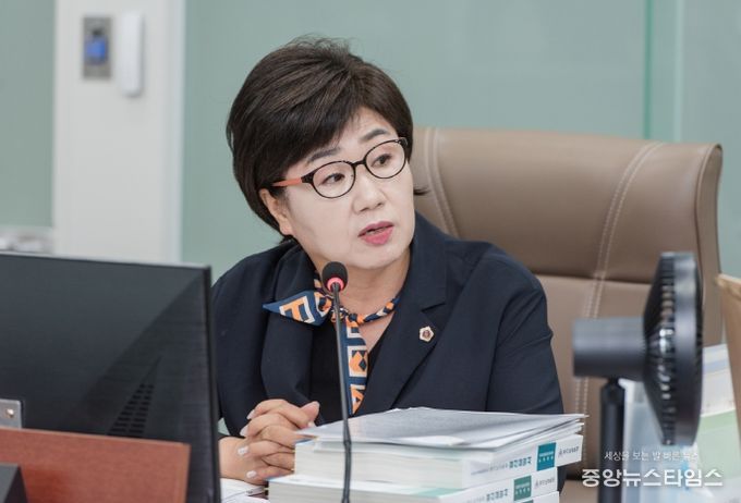 황진희 의원, 도교육청 결산심사에서 BTL 고착 구조와 에너지 비효율 문제 제기