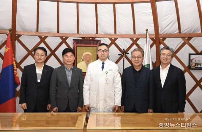 [기획]조용익 부천시장, 몽골서 '부천 의료·뷰티 세일즈 외교'