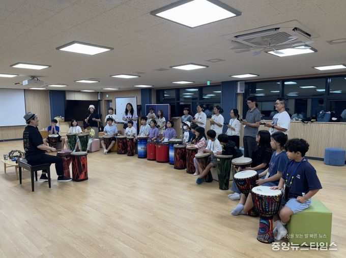 가족과 함께하는 소통과 공감의 평화 체험 프로그램 운영