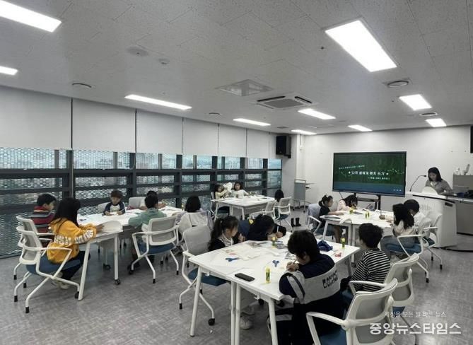 동두천시, 책과 상상으로 만든 나만의 섬, 양선 작가 체험 행사 성료