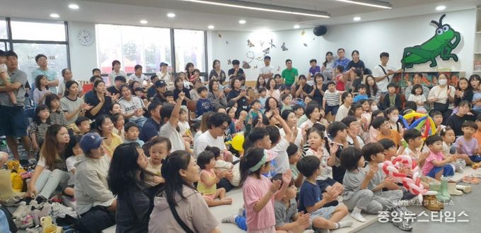 책과 문화가 만나는 곳.. 망상해뜰책뜰