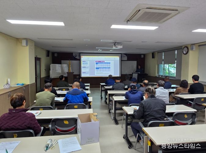축산현장 맞춤형 조사료 재배 및 이용기술 교육