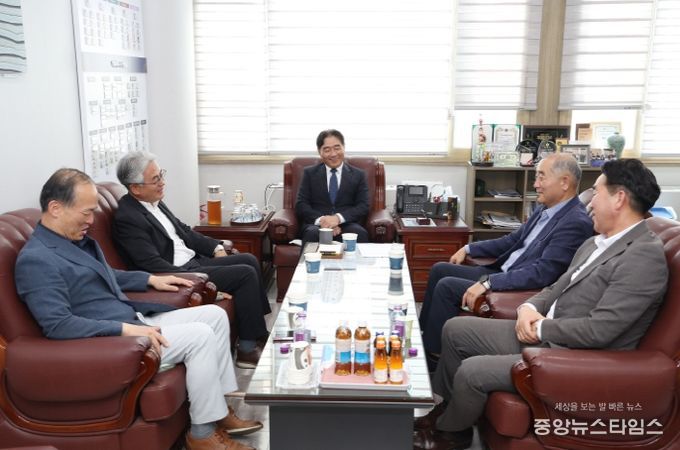 해군 해난구조대(SSU) 전우회와 차담회