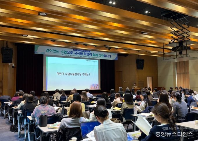 ‘2025 디지털혁신 하반기 안성맞춤 수업나눔한마당’ 성료