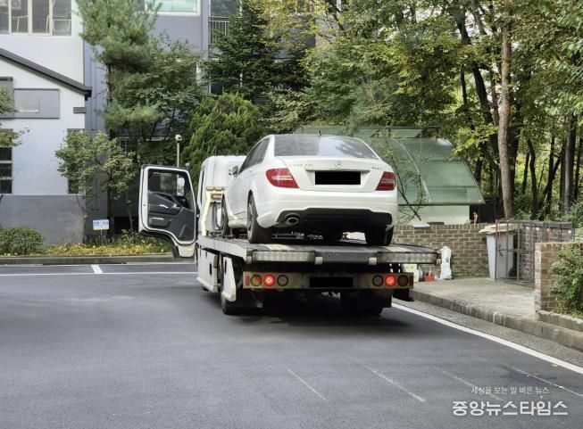 용인특례시 수지구 관외 체납차량 단속 현장.(용인시 제공)