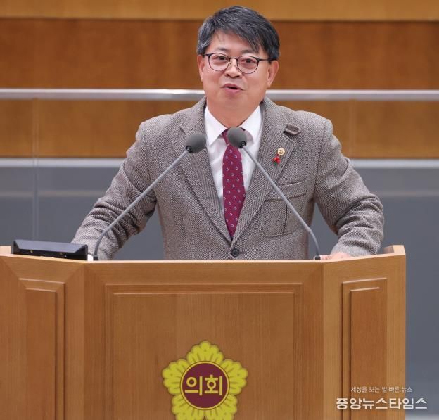 경기도의회 김재훈 의원, 장애인 보조견 지원사업 전담기관 설립 필요 강조