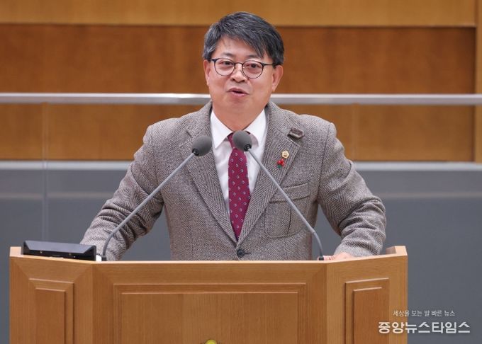 경기도의회 여성가족평생교육위원회 김재훈 의원(국민의힘, 안양4)