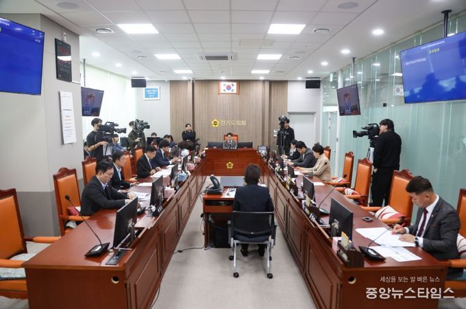 경기도의회 기획재정위원회, 제11대 마지막 행정사무감사 본격 돌입