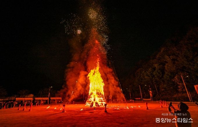 정선 민둥산은빛억새축제, 45일간 가을 향연 성황리에 마무리