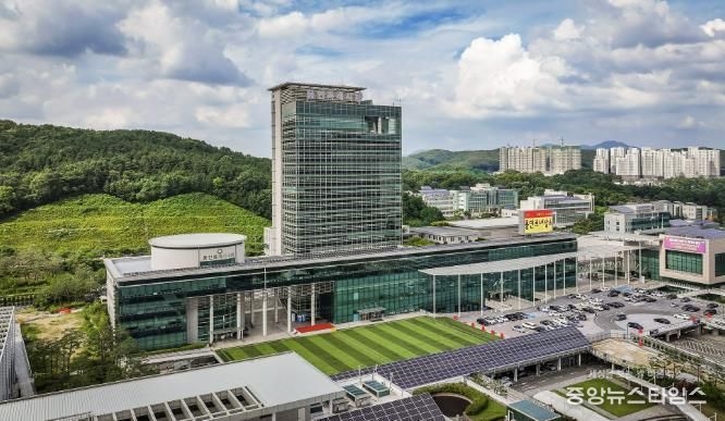 용인특례시청사 전경