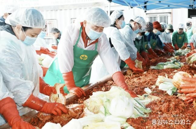 새마을운동 광주시지회, ‘2025 사랑의 김장담그기’ 행사 개최