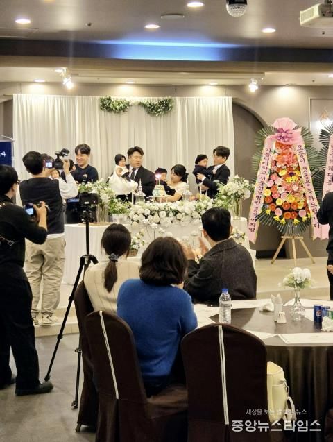 동두천시새마을협의회 회장, 다섯쌍둥이 첫돌에 전액 후원… 지역사회에 훈훈한 감동