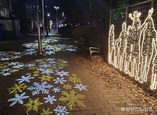 성남시 복정 어울림 빛축제 눈꽃 거리 조명 산책로
