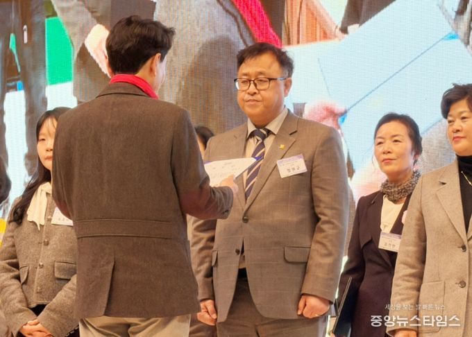 철원군, 강원특별자치도 자원봉사자의 날 기념식 최우수기관 선정