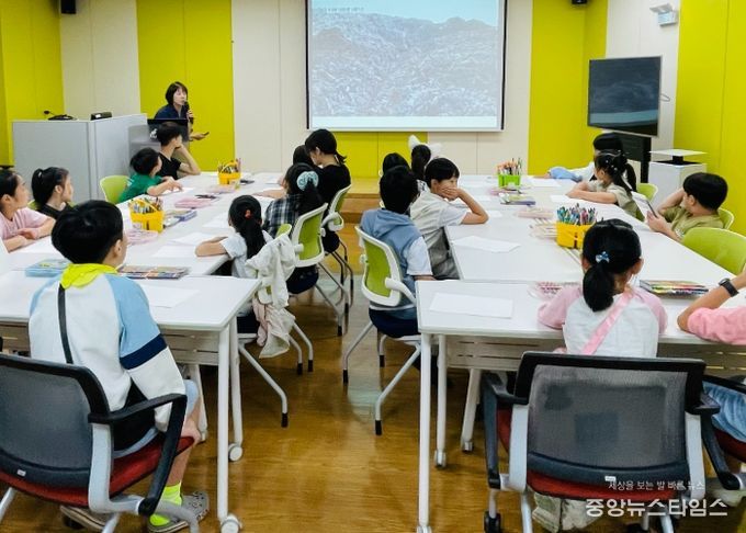 동두천시 꿈나무정보도서관, 2025년 하반기 그림책 특성화 프로그램 성료