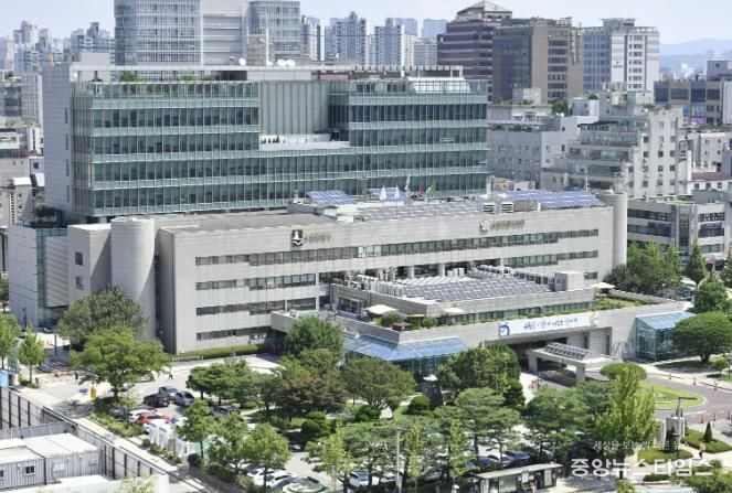 수원시청사 전경