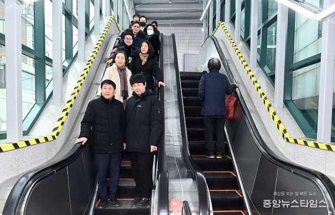 부평구-한국철도공사, 백운역 2번 출구 에스컬레이터 개통