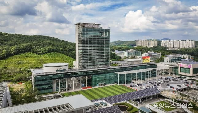 용인특례시청 전경