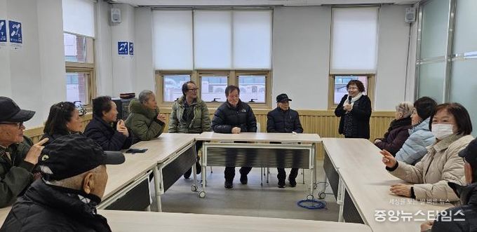 텔레코레일존 이용자들 모습