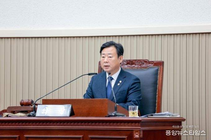 구리시의회 신동화 의장