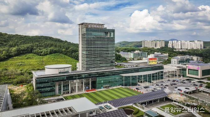 용인특례시청 전경