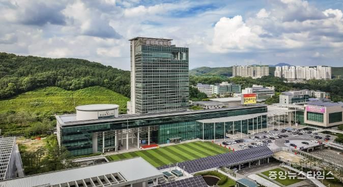 용인특례시청 전경