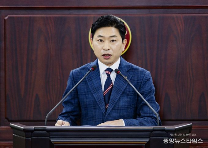 김종복 의원 5분발언 모습