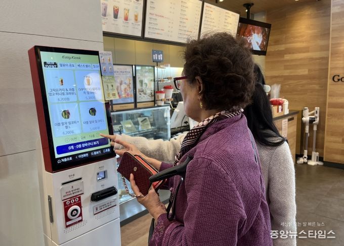 인천 서구치매안심센터, 치매환자 자조모임 운영으로 사회적 교류 활성화