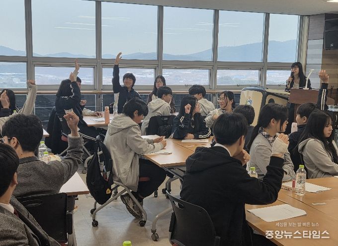 결이음교육과정 ‘미술 같이 수업’ 진행